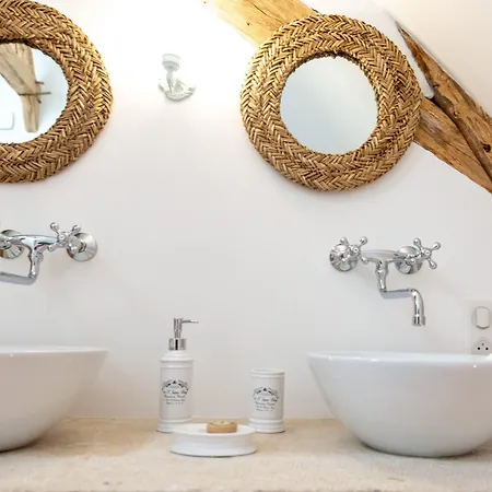 L' Ecrin Des Vignes Bed & Breakfast Sermiers